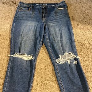 American eagle mom jeans